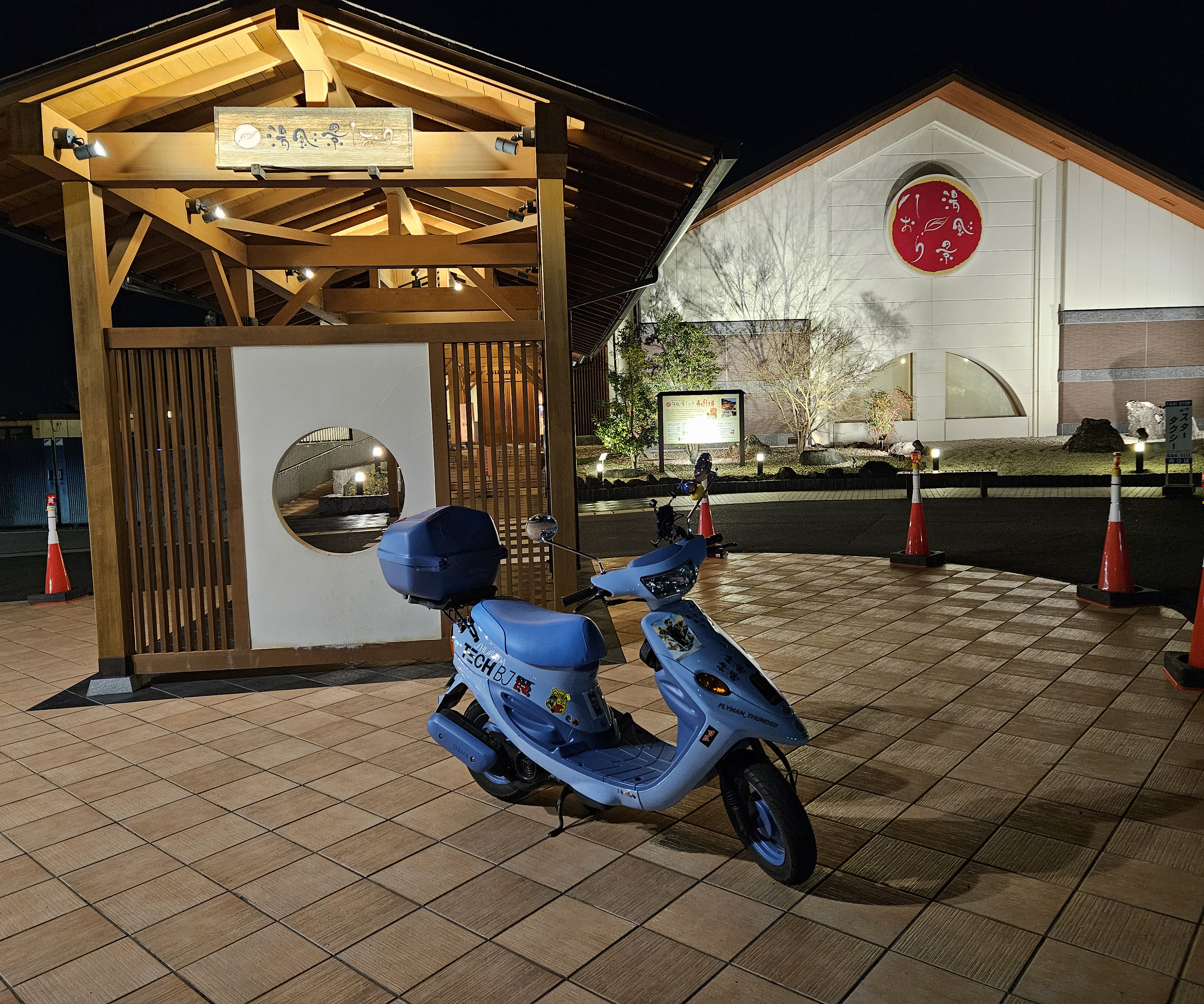 TECH-BJと、夜の徘徊